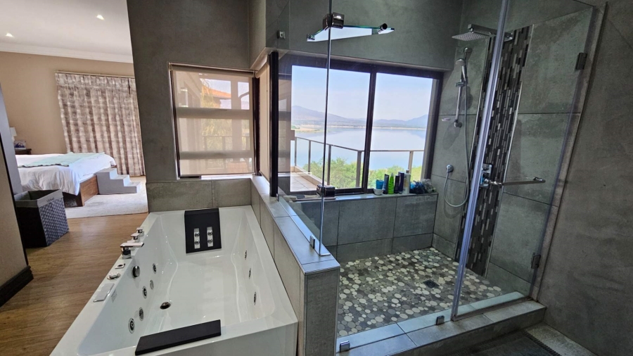 4 Bedroom Property for Sale in Birdwood Estate North West